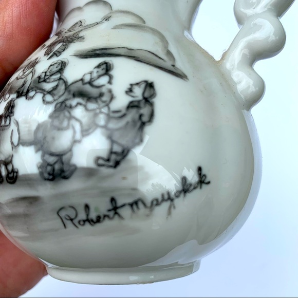 Gold plated creamer by Alaskan artist - Picture 3 of 7